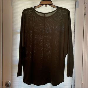 Pink Clover Olive Dolman Sleeve Sweater Size L Lightweight, scoop neck